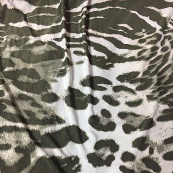 INC International Concepts Animal print top - Picture 2 of 6
